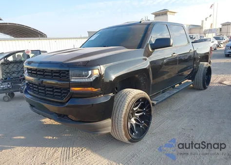 2018 Chevrolet Silverado 1500 Custom z USA, uszkodzony, nr VIN 3GCPCPEC8JG358400